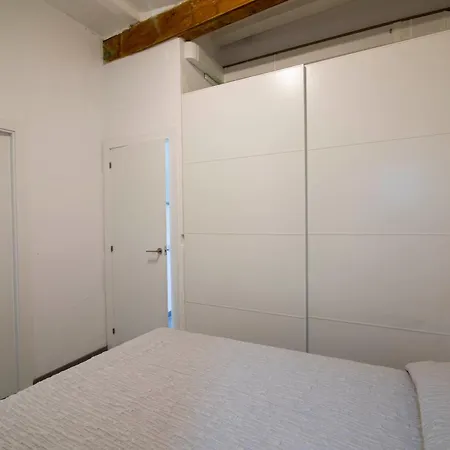- La Rambla Colon Apartament Barcelona